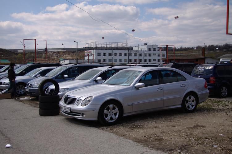 Piaţa auto din Moldova continuă să se afle în declin. Foto: noi.md