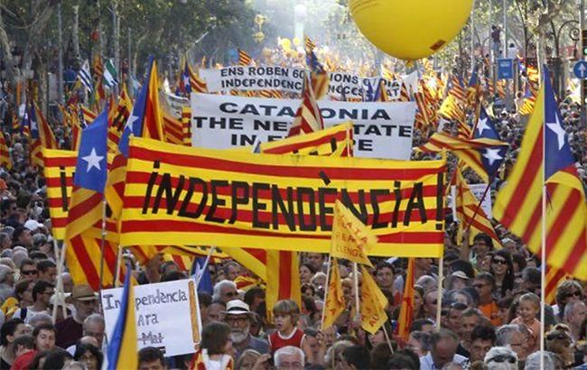 Spanioli împotriva referendumului pentru independența Cataloniei. Foto: Twitter