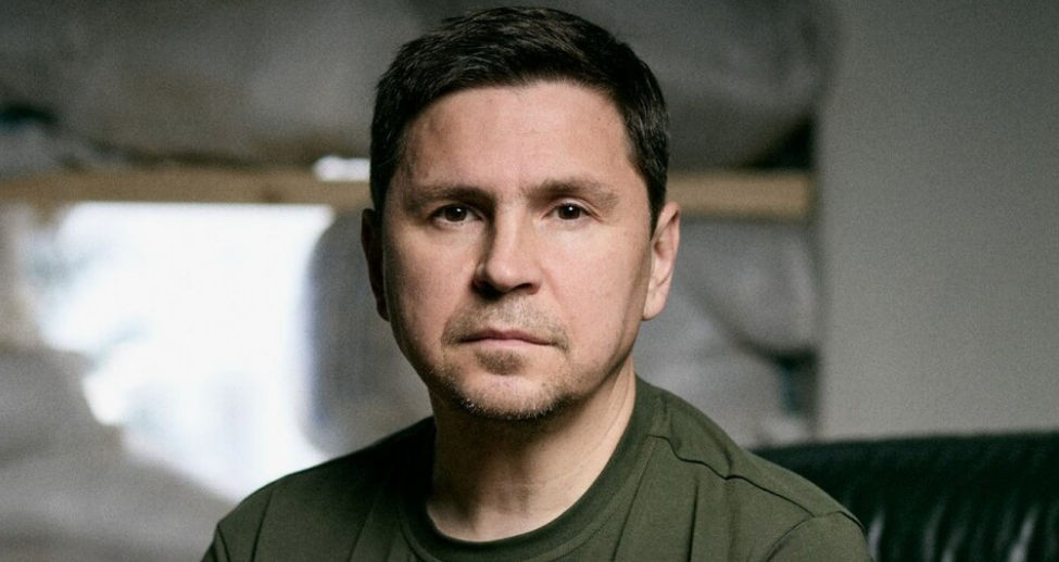 Подоляк: В РФ нет никаких "Орешников", по Украине ударили баллистической ракетой.