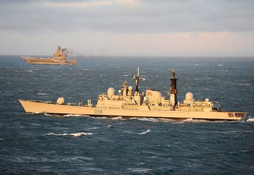Российские военные корабли и самолеты регулярно идентифицируются в опасной близости от границ Латвии.