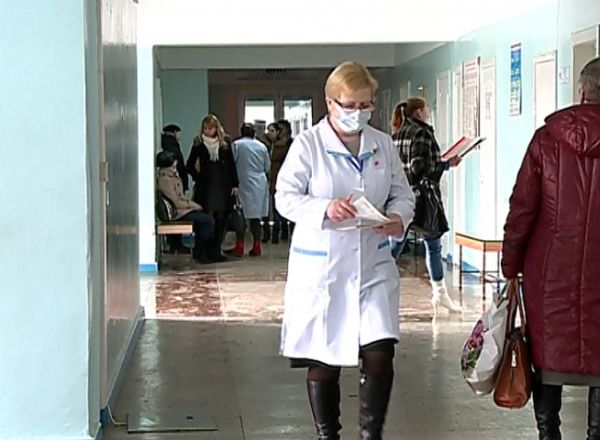 Virozele se retrag. Numarul cazurilor de viroze si gripa este in scadere, anunta medicii. Ei explica acest lucru prin faptul ca elevii au fost in vacanta.
