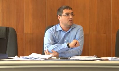 Мэр раскритиковал в этом ключе проект размещения парковок в муниципии Бельцы, который был отменен советом в этот же день.