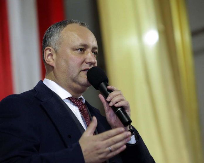 Preşedintele Igor Dodon a mers la şcoala din satul său de baştină Sadova.
