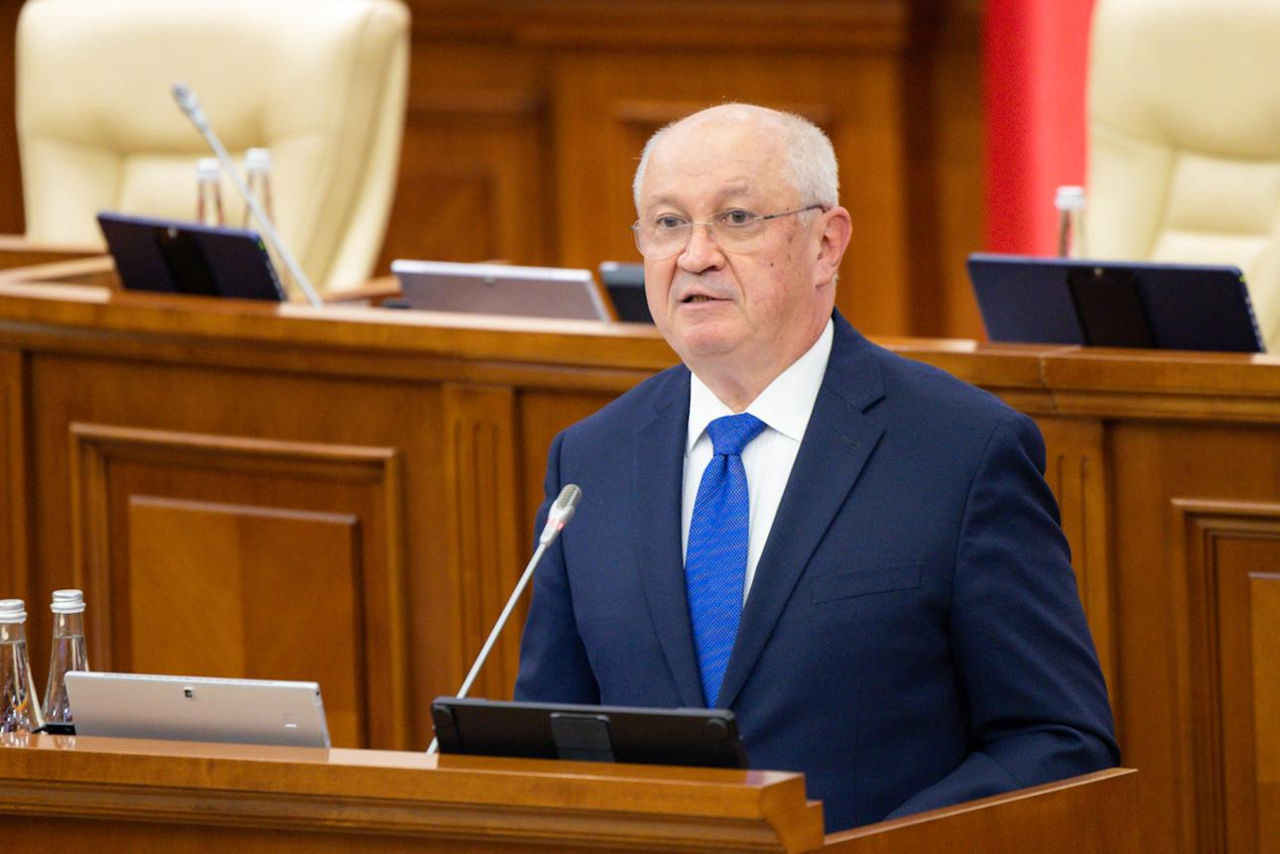 Guvernul a cerut instituțiilor de stat să reducă cheltuielile și să revizuiască planurile de achiziții pentru anul 2026.