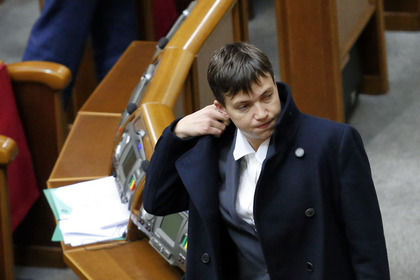 В сентябре Савченко заявила, что правительству Украины следует уйти в отставку для урегулирования ситуации в Донбассе.