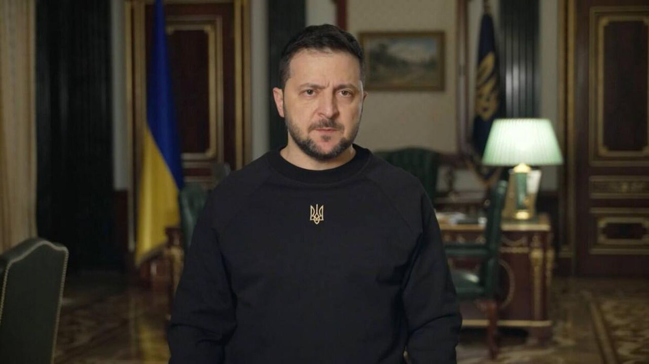 Зеленский о Бахмуте: Ситуация постоянно становится более сложной.