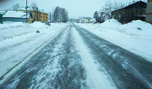 Автоинспекторы напоминают основные правила вождения зимой.
