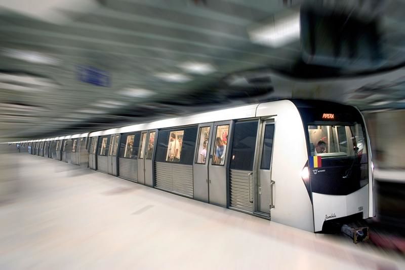 Cele două staţii de metrou şi parcarea costă aproape un sfert de miliard de euro.