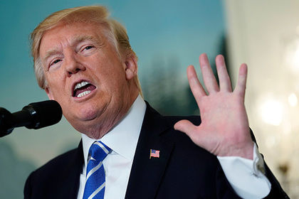 На полях саммита АТЭС во Вьетнаме Путин и Трамп несколько раз пересекались и беседовали.