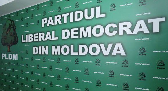 Partidul Liberal Democrat din Moldova trece în opoziție, anunță liderul interimar al partidului, Valeriu Streleț.