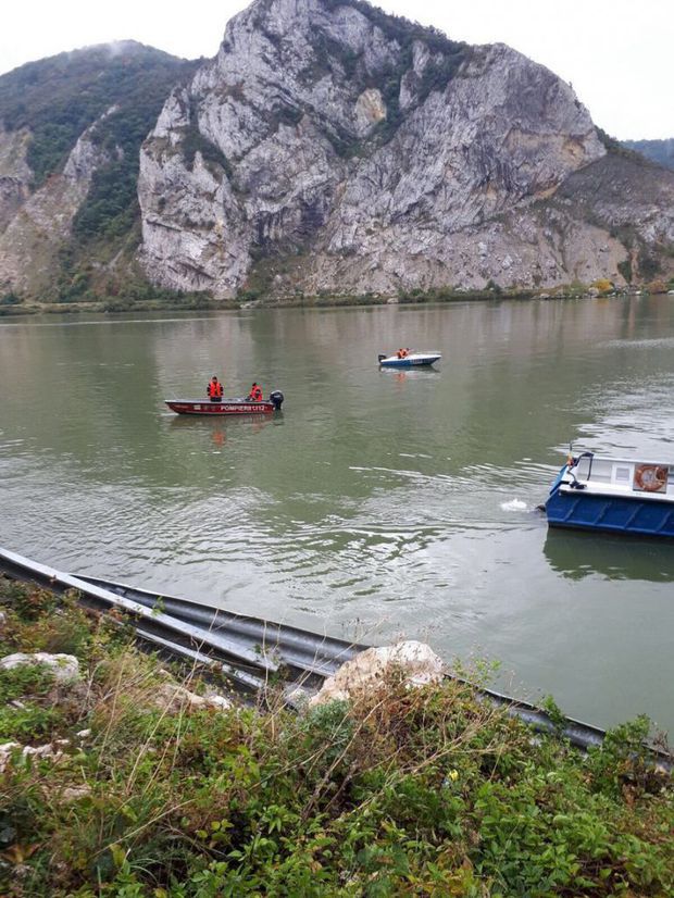România: Trupul unei femei din mașina căzută în Dunăre, găsit în Serbia. Foto: libertatea.ro