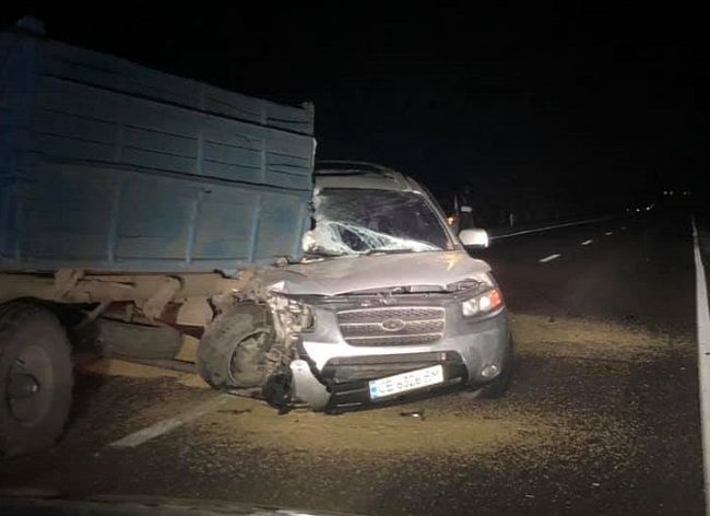 ДТП произошло вечером 19 декабря на трассе R-30 вблизи села Новые Раскаецы Штефан-Водского района. 
