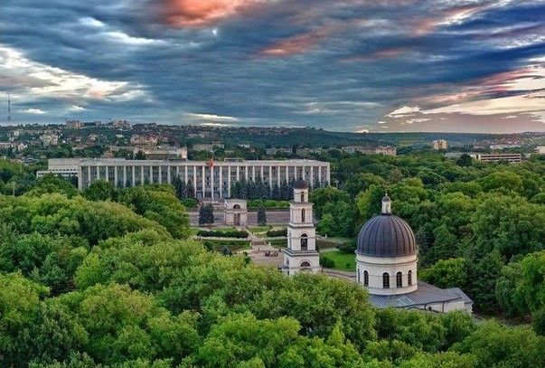 Завтра в республике ожидается переменная облачность.