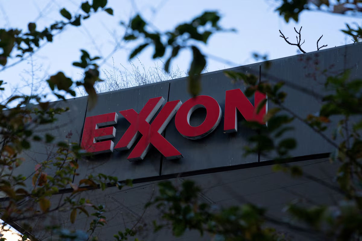 O a treia companie americană intră în cursa pentru achiziția activelor Lukoil.