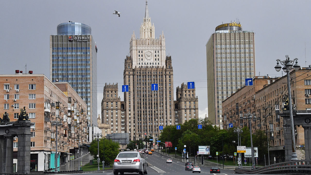 Россия ввела ответные санкции против Евросоюза.