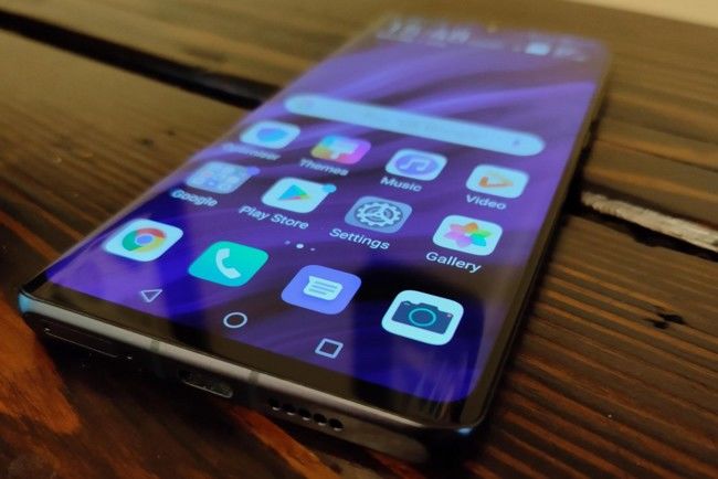 Huawei обновит Android на 20 смартфонах.