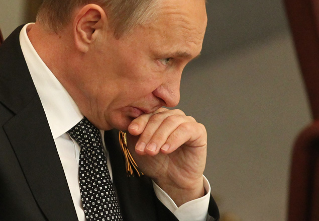 Президент России Владимир Путин подписал указ "О признании Республики Крым".