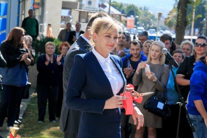 Инна Попенко приступила к реализации предвыборной программы.