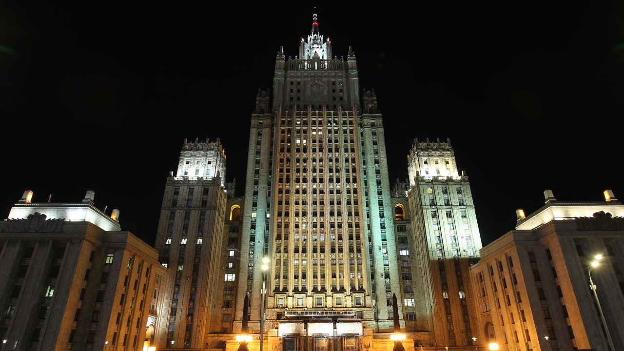 Захарова: В одном из зданий МИД РФ сработала пожарная сигнализация.