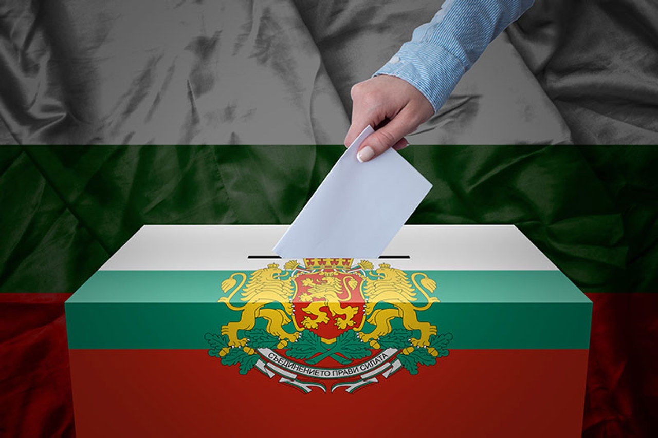 Болгария идет на восьмые за пять лет парламентские выборы.