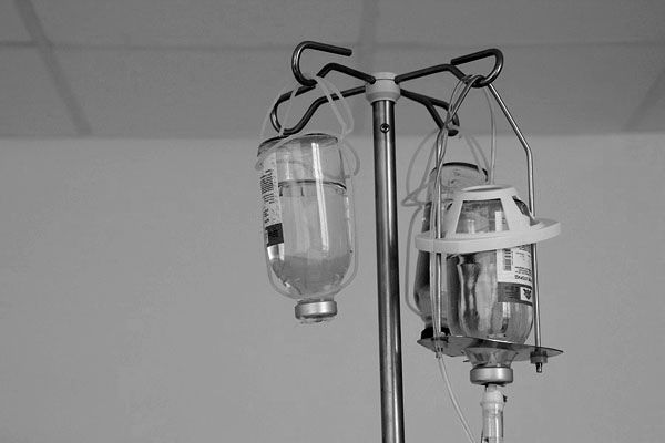 Un copil de opt luni a suferit arsuri grave pe tot corpul căzând pe o plită încinsă. Foto: evzmd.md