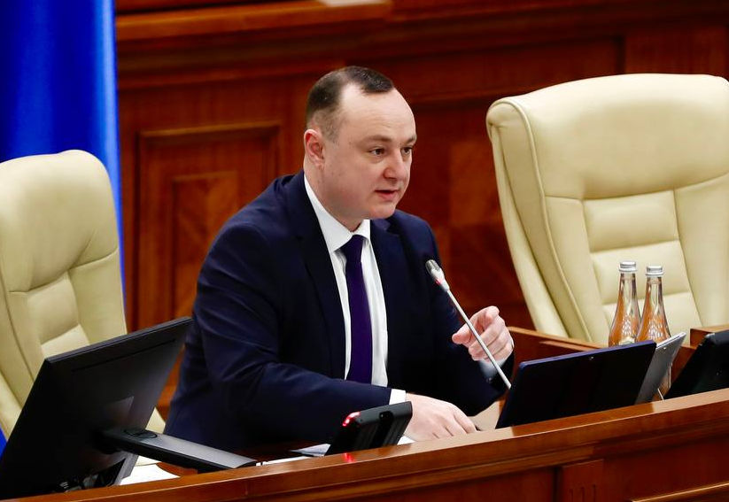 БКС требует провести слушания по поводу ситуации в комиссии по преветтингу.