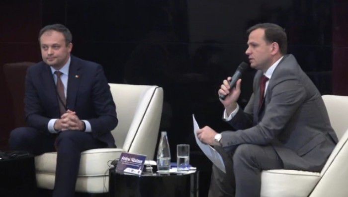Năstase îi răspunde lui Candu: Altceva nu înţeleg moldovenii. Foto: Adevărul