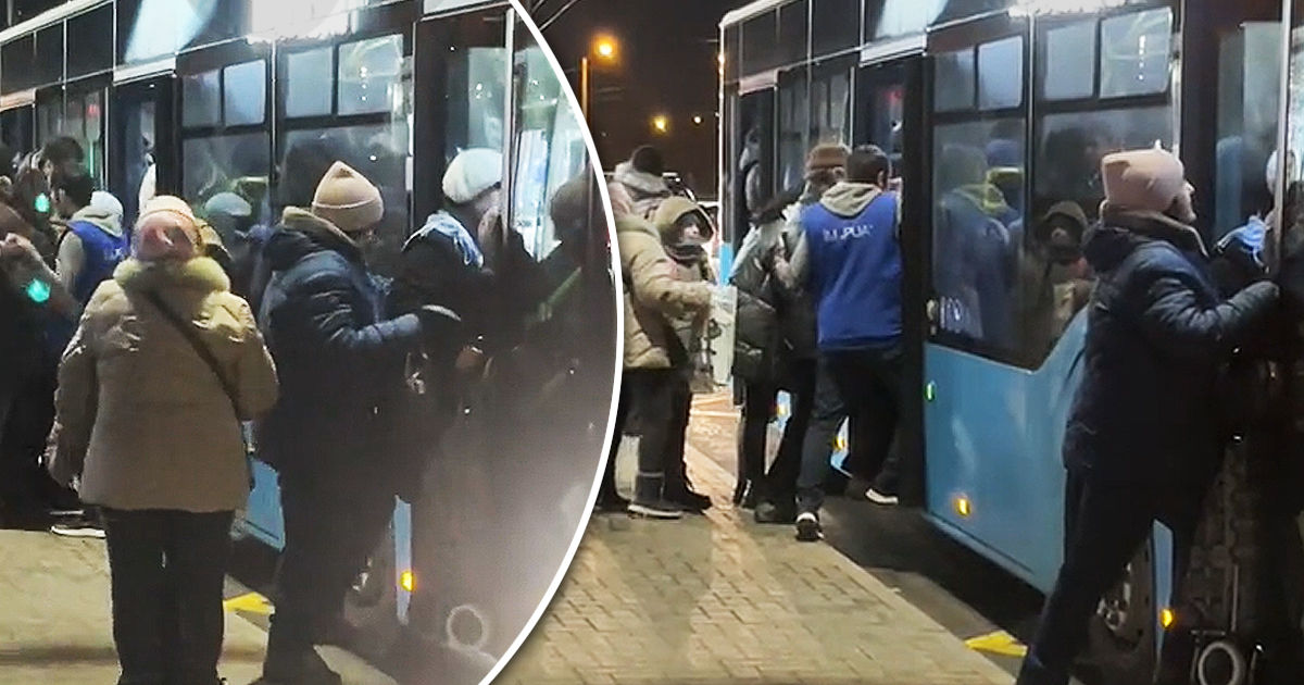 В Кишиневе люди пытались попасть в переполненный автобус. Коллаж: Point.md
