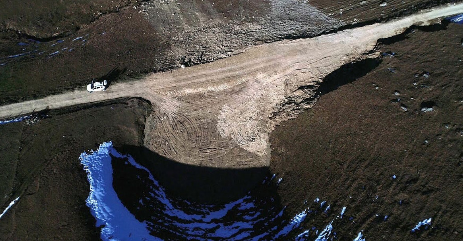 В Турции в поисках римского золота осушили 12000-летнее озеро.