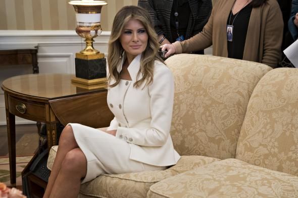 Prima Doamnă a Statelor Unite, Melania Trump, va avea o statuie în Bosnia Herţegovina. 