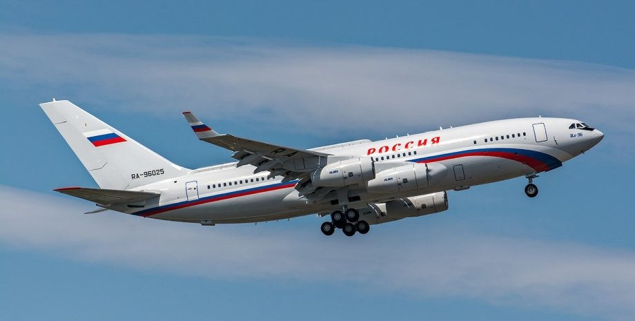 Особый авиарейс из Москвы побывал в Берлине.
