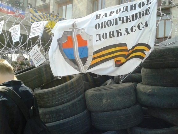 После вооруженного нападения на блокпост активисты самообороны города приняли решение ввести режим КЧ ежедневно с полуночи до 6 утра.