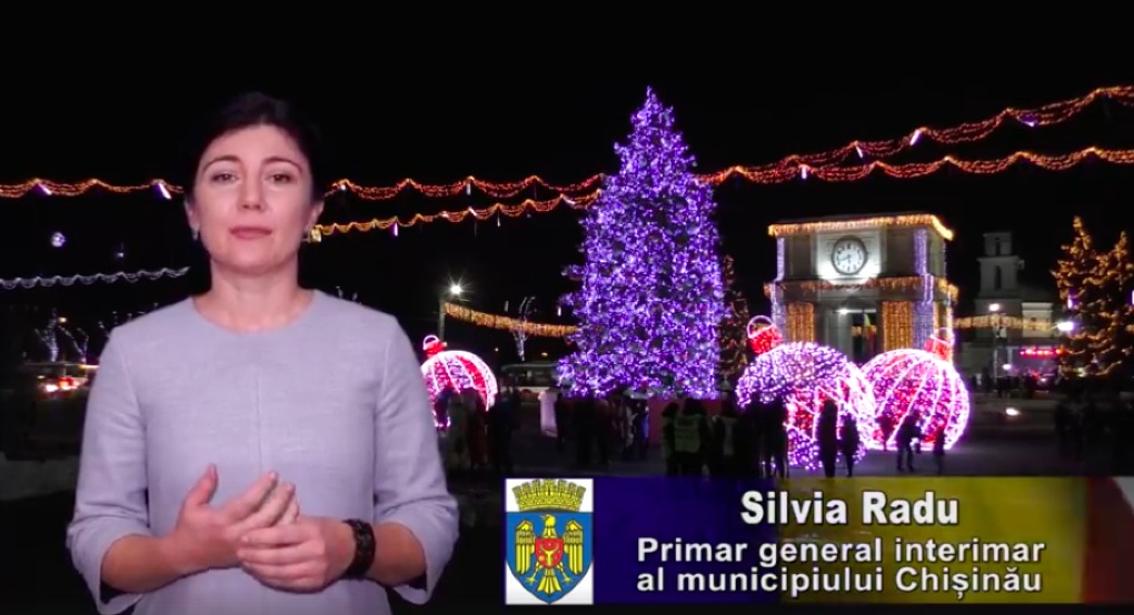 Сильвия Раду пообещала кишиневцам, что продолжит внедрение изменений в городе. Фото: realitatea.md.