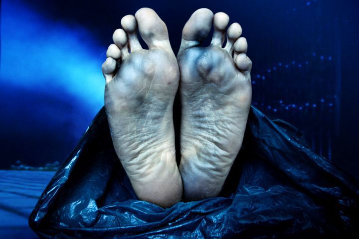 Cadavrul unei bătrâne de 77 de ani a fost găsit astăzi într-o locuinţă din capitală. Foto: atitudinea.ro