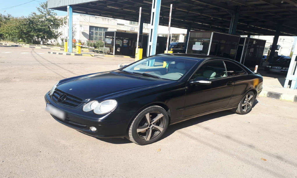 Un moldovean a rămas fără Mercedes: Era dat în căutare în Italia. Foto: Foto: ITPF IASI