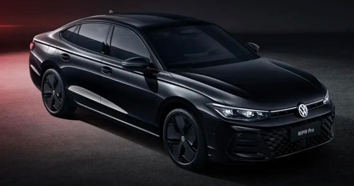 Volkswagen a prezentat noul Passat Pro complet negru.