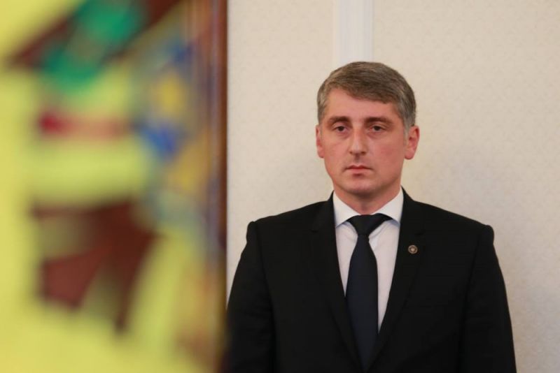 Представители PAS считают, что Харунжена нельзя было допускать к участию в конкурсе.
