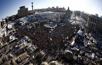 По некоторым данным, в ходе беспорядков были ранены около 100 правоохранителей.
