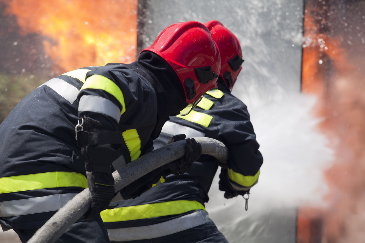 La ei în sat: 10 bărbaţi vor munci la un post civil de pompieri. Foto simbol: ro.com.pl 