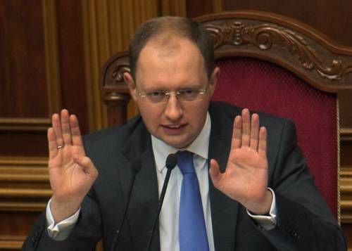 Гордиенко утверждал, что «коррупционные схемы в Украине возглавляет лично премьер Яценюк».