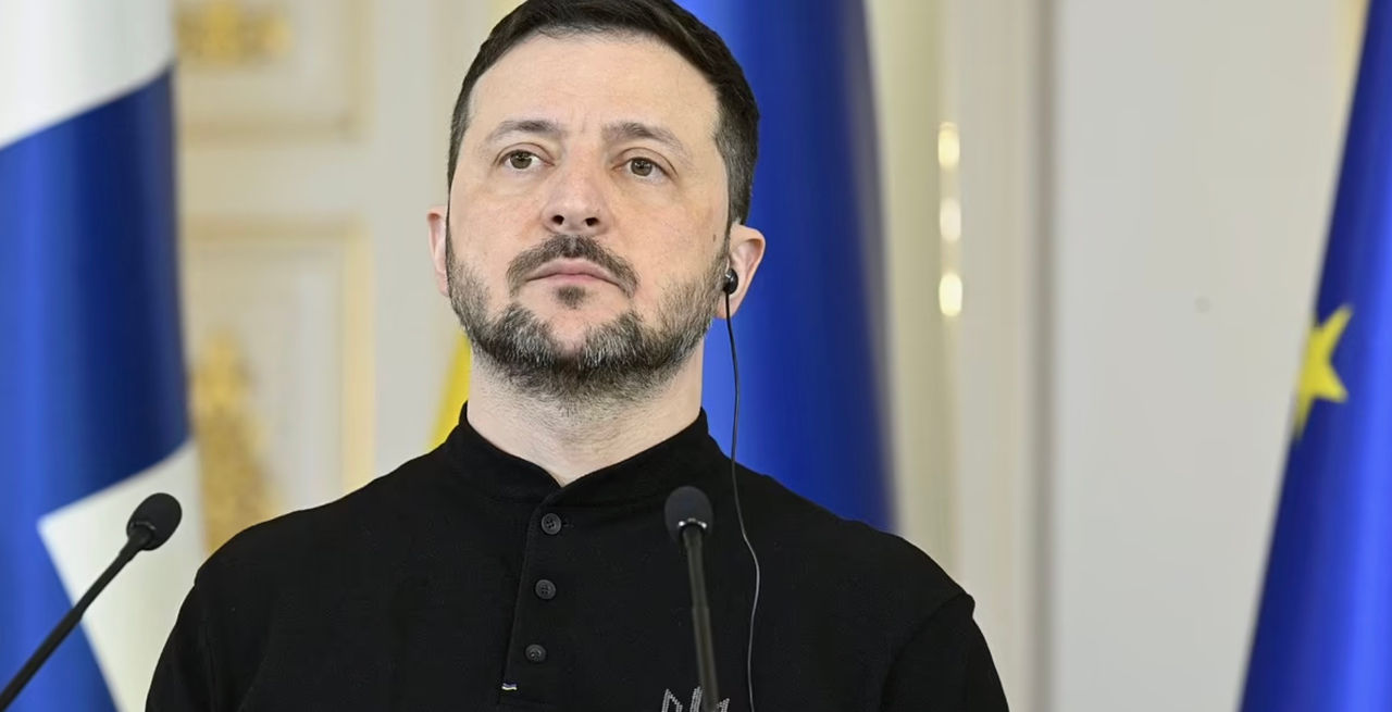 Зеленский: Удары России не прекращаются, Украину атаковали почти 200 дронами.
