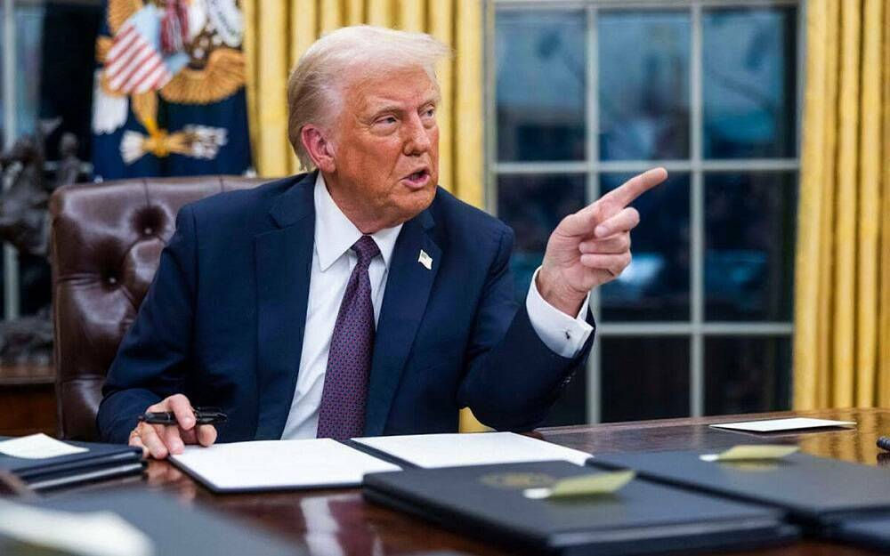 Трамп обвинил Иран в нарушении режима прекращения огня.