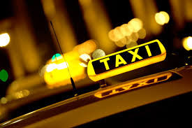 Un taximetrist din Capitală a fost surprins circulând pe contrasens. Foto: northwesttaxiservice.com