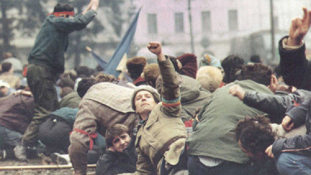 Astăzi se împlinesc 28 de ani de la Revoluţia din decembrie 1989. Foto: radiochisinau.md