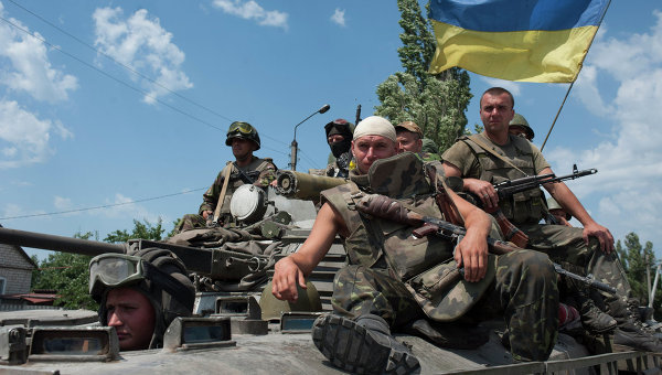 Турчинов обратился к президенту Украины Петру Порошенко с предложением объявить в государстве траур.