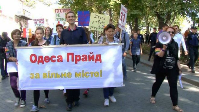 В мероприятии принимают участие более 250 человек, в их числе – зарубежные делегации.