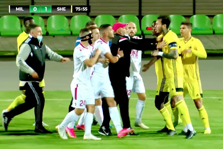 Футболисты «Шерифа» устроили массовую драку во время матча чемпионата Молдовы.