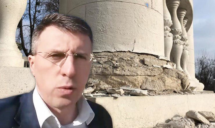 Киртоакэ обрушился с резкой критикой в адрес СМИ из-за Ротонды.