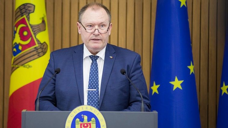 Бывший врио премьера Аурелиу Чокой предложен на пост посла в Германии.