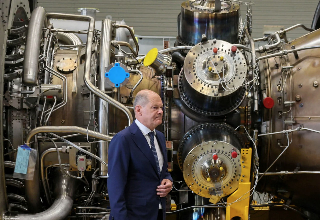 Канцлер Германии Олаф Шольц посетил производственную площадку Siemens Energy.
